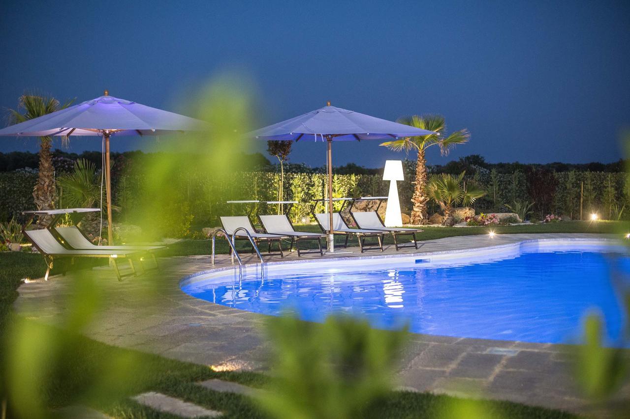 Bed and Breakfast Le Scuderie - Castello Monaci Саличе-Салентино Экстерьер фото