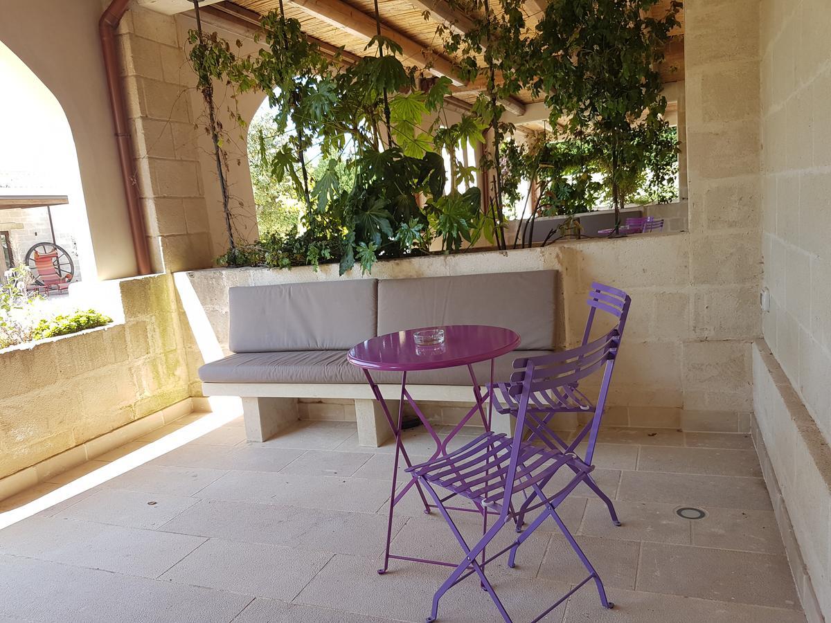 Bed and Breakfast Le Scuderie - Castello Monaci Саличе-Салентино Экстерьер фото